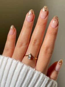 Glittery Gold Short Nails