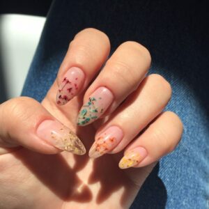 Pressed Flower Nails