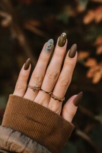 Earthy Mud-Toned Nails Nature’s Palette