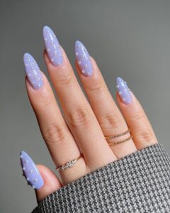 Glittering Raindrop Nails